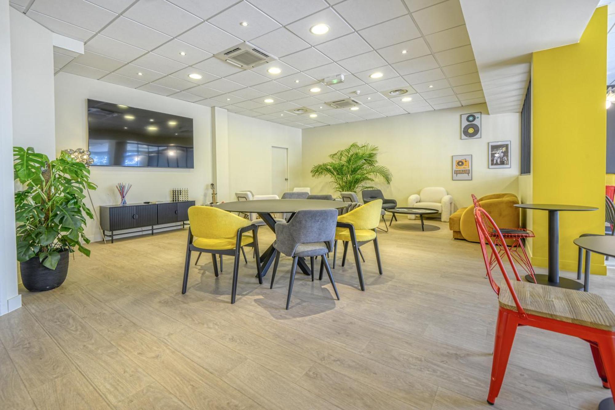 Hotel Ibis Cholet Exteriér fotografie